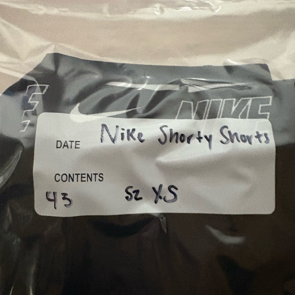 Nike Black Performance Athletic Shorts - Picture 6 of 6